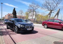 Ahora los coches solo tienen sentido de entrada al Callejón de la Alcoholera desde la avenida de Zamora.