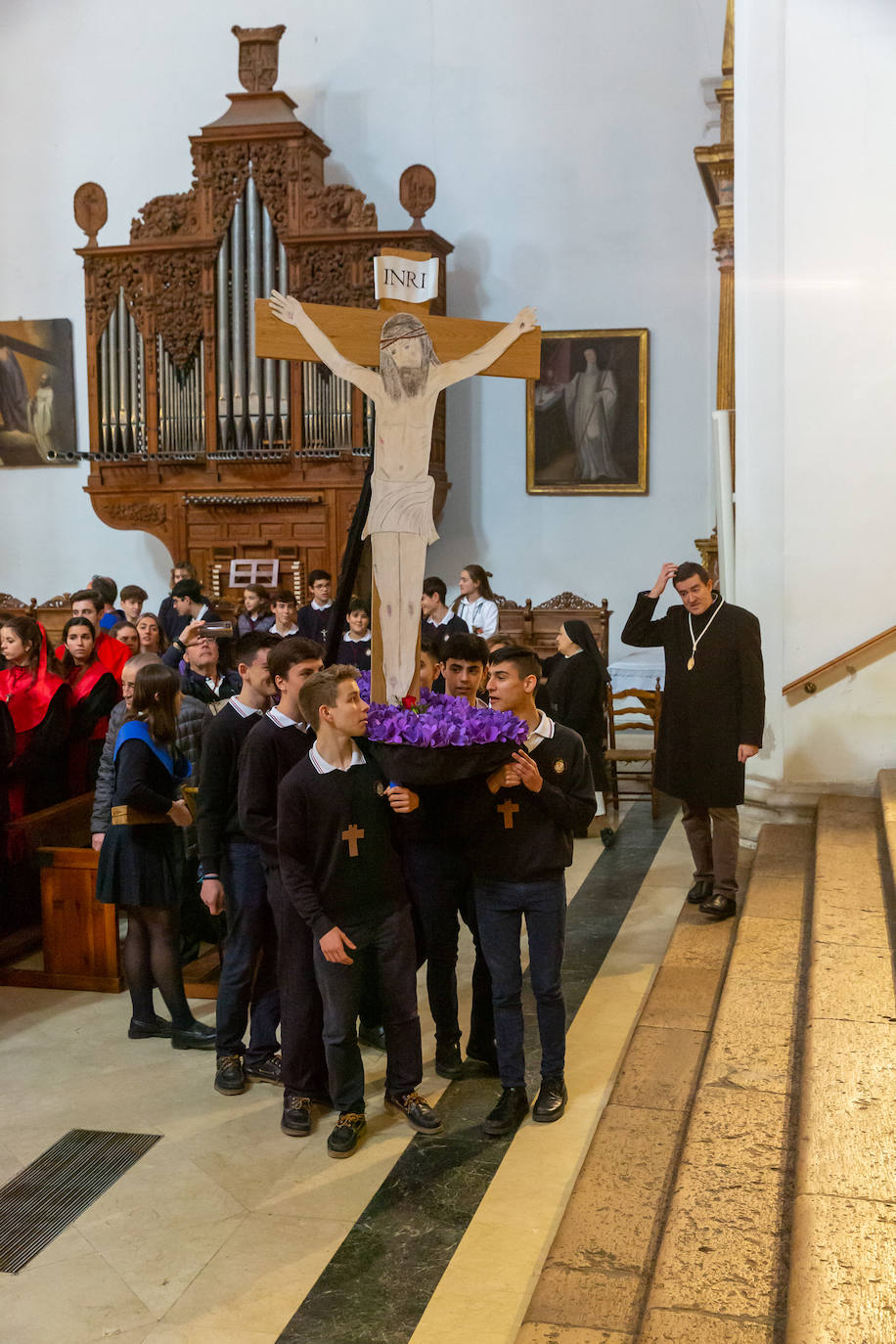 Procesión infantil en el Colegio Las Huelgas