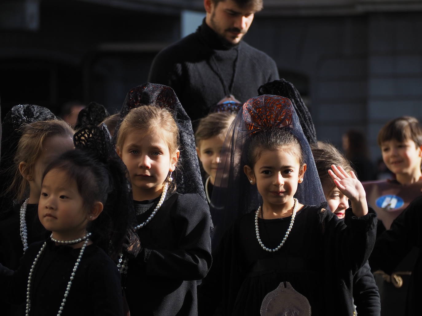 Procesión de Semana Santa del colegio Lourdes