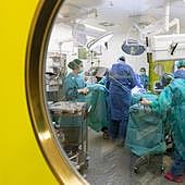 La estancia media en el hospital cuesta 4.224 euros y 11.606 si es UCI