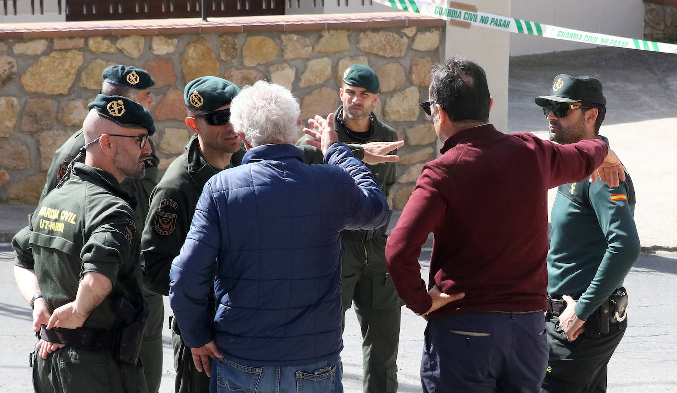 Operativo de la Guardia Civil para esclarecer las muertes en Carbonero de Ahusín