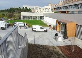 Exterior de la biblioteca Santiago de los Mozos de Parquesol.