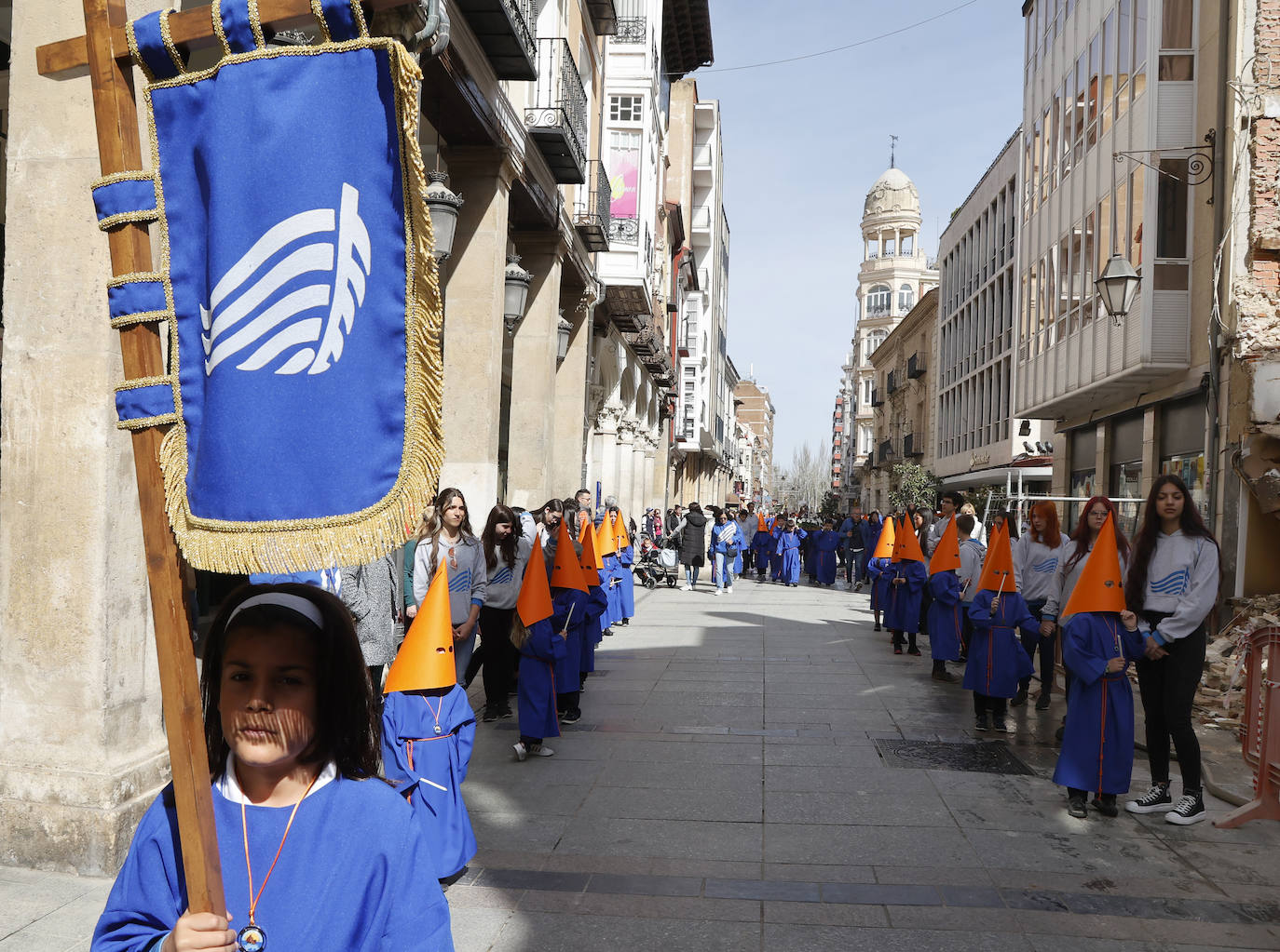 La procesión infantil del Divino Maestro por las calles de Palencia