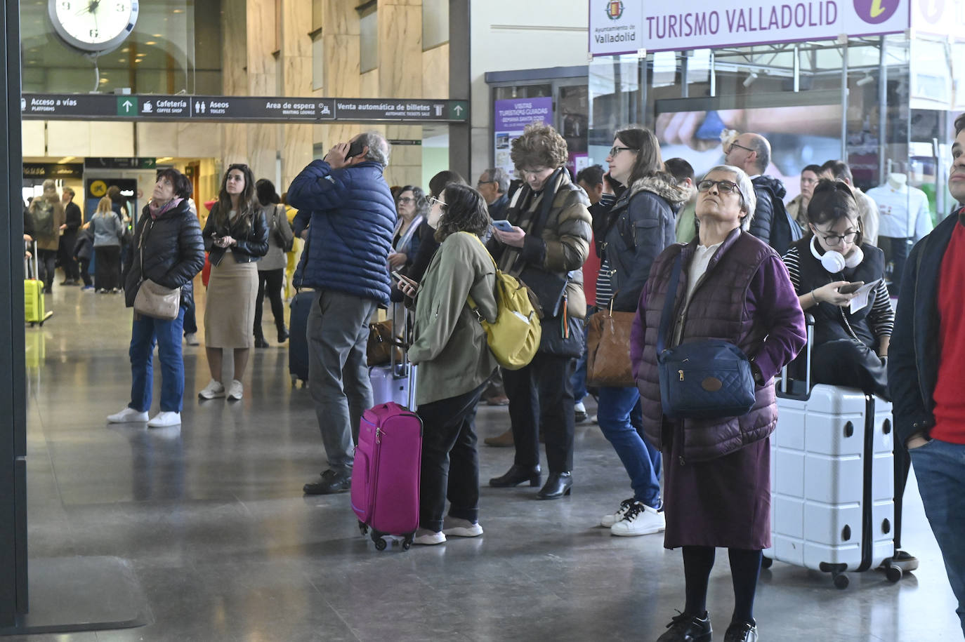 Afectados de 15 trenes sufren retrasos por una avería en Chamartín