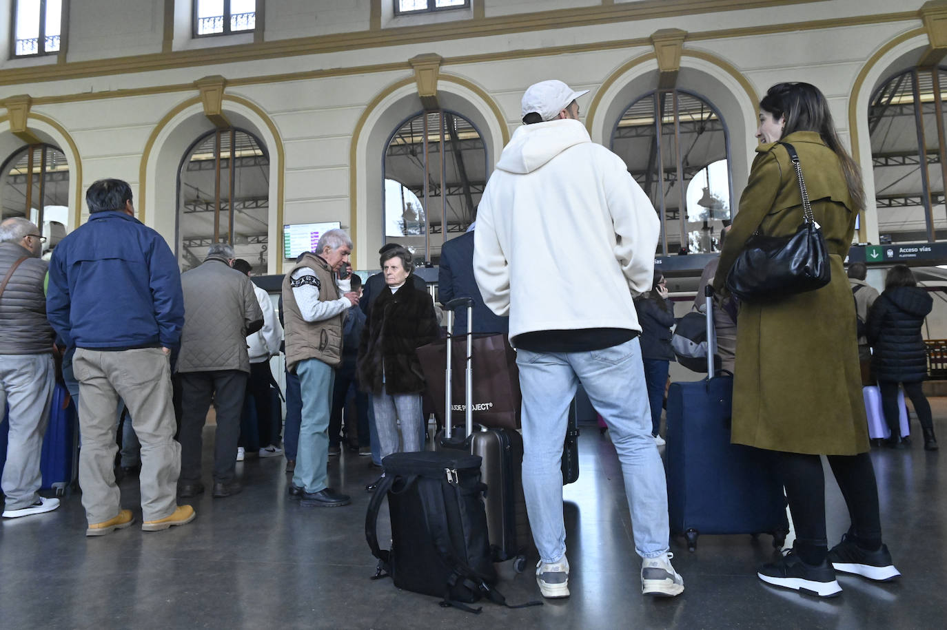 Afectados de 15 trenes sufren retrasos por una avería en Chamartín