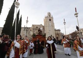 La procesión de la Sentencia, ante la Catedral.