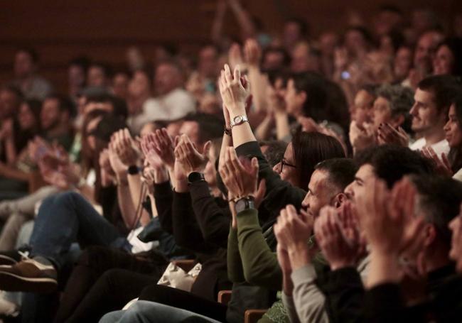 Público durante el concierto en el Miguel Delibes.