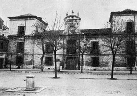 La antigua cárcel de Chancillería, hoy Biblioteca Universitaria Reina Sofía.