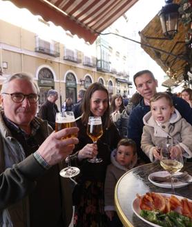 Imagen secundaria 2 - Un brindis por La Borriquilla en Valladolid