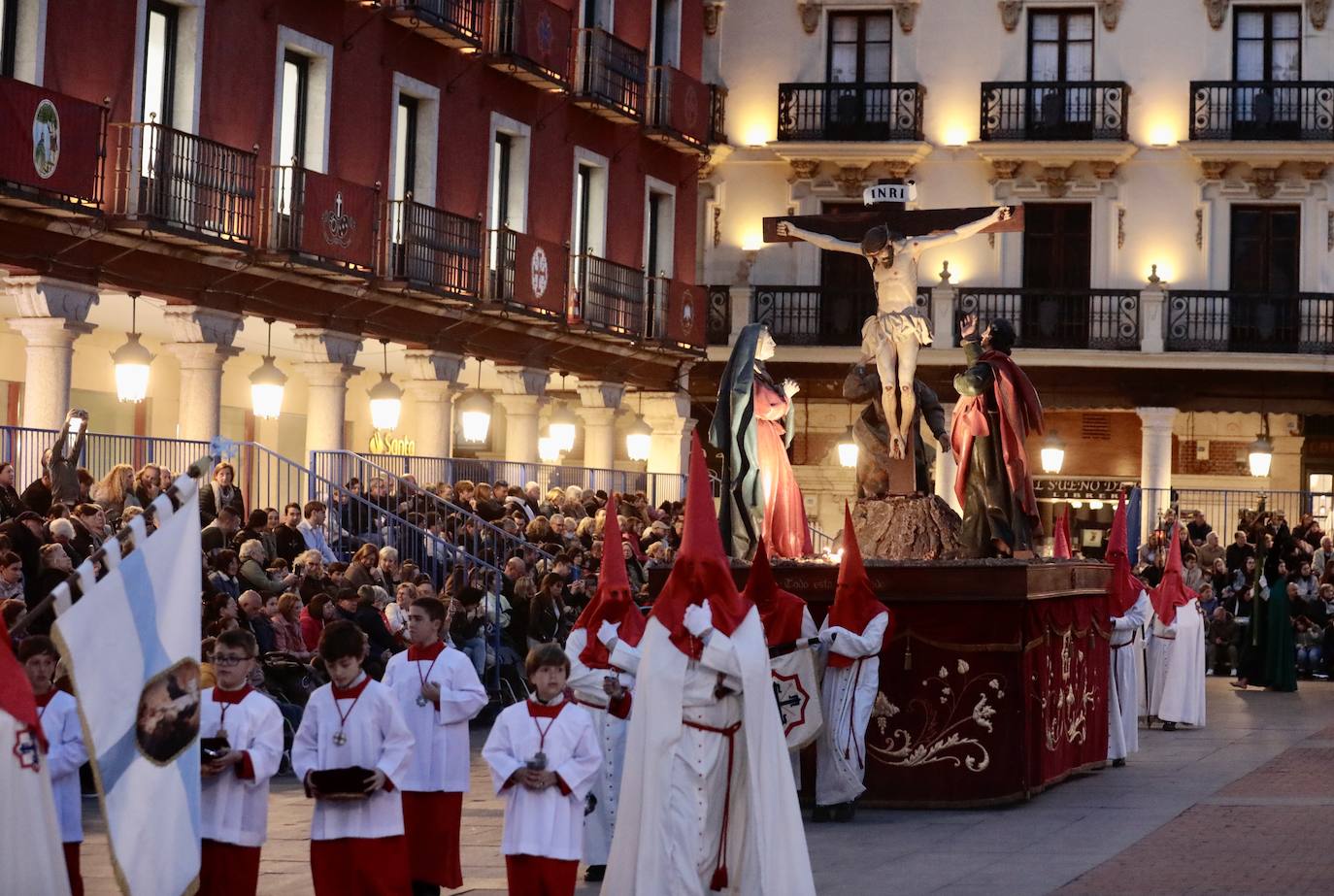 La procesión del Rosario del Dolor, en imágenes