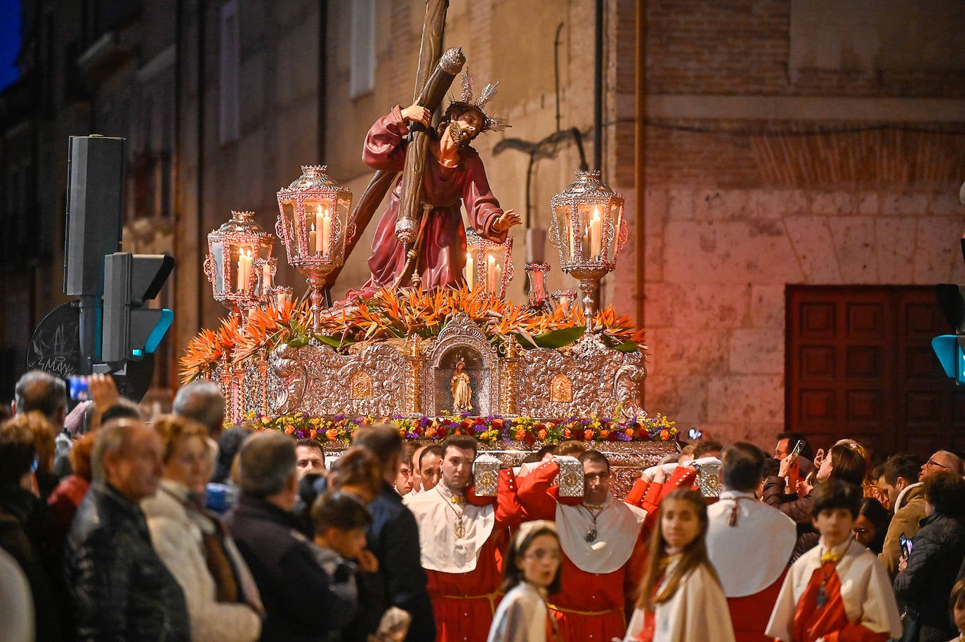 El encuentro, desde el punto de vista del Cristo Camino del Calvario