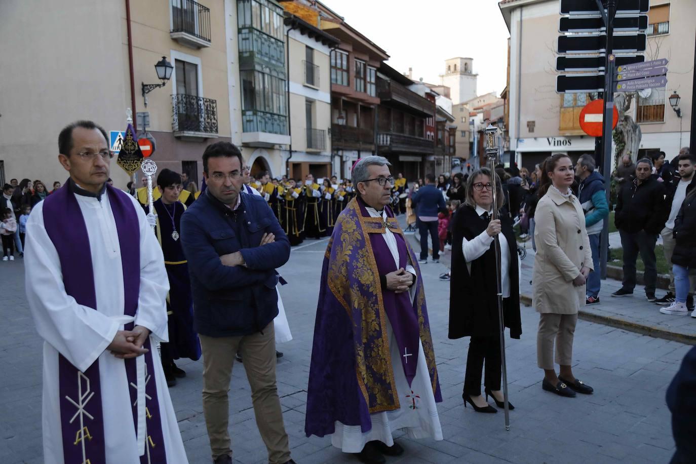 Así ha sido la procesión del Encuentro en Peñafiel