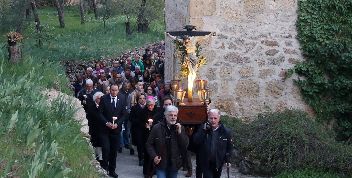 Vía Crucis de los Padres Carmelitas