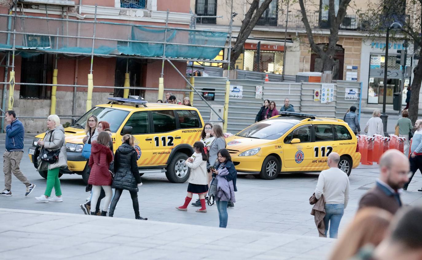 Calles llenas el Jueves Santo en Valladolid