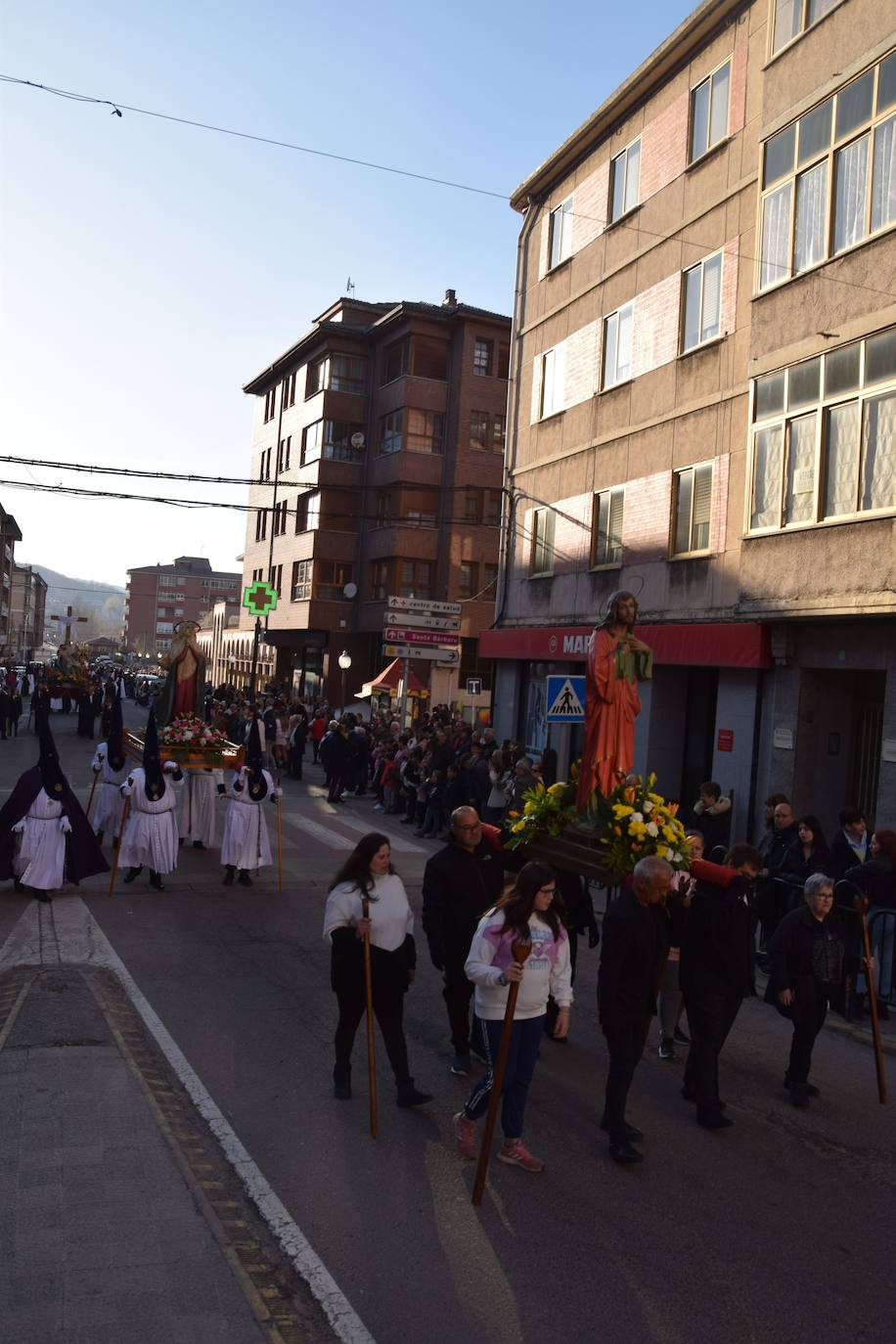 Guardo vive la Procesión General