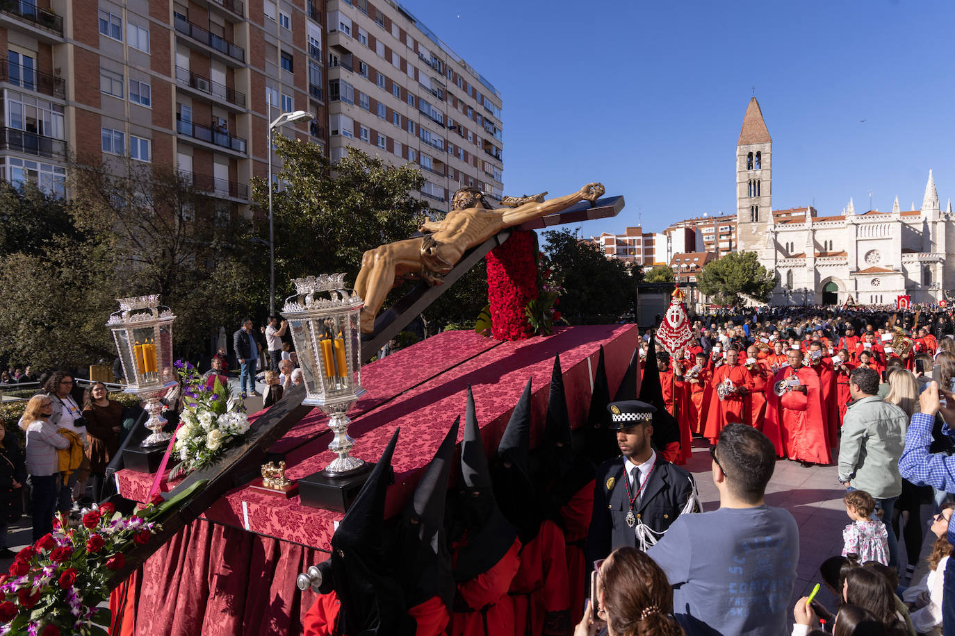 Procesión del Santísimo Cristo de la Preciosísima Sangre y de María Santísima de la Caridad de Valladolid
