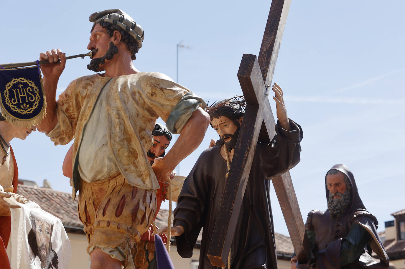 Palencia se rinde a Los Pasos, una de las procesiones más antiguas