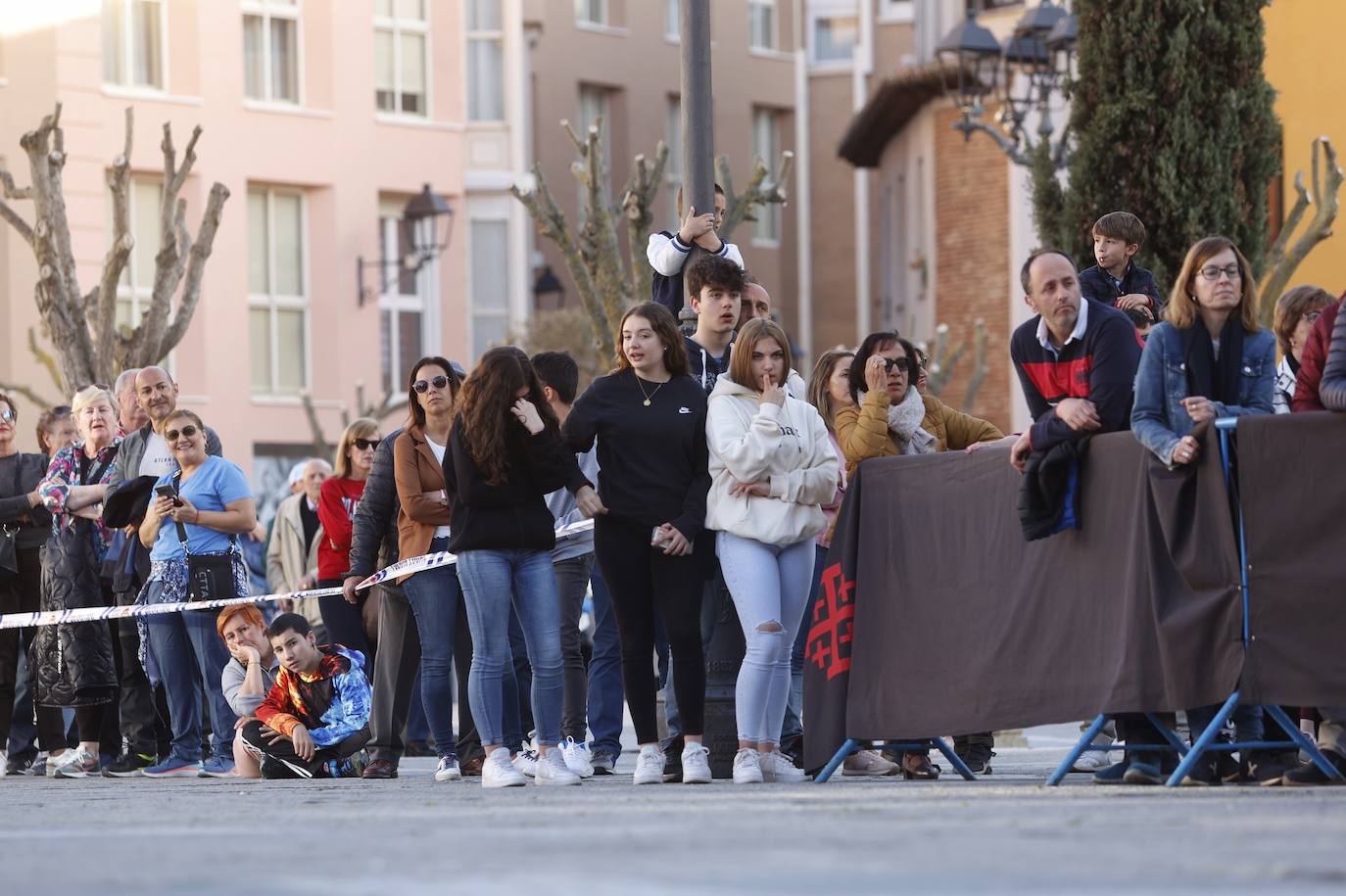 La vistosidad del Descendimiento y el Santo Entierro