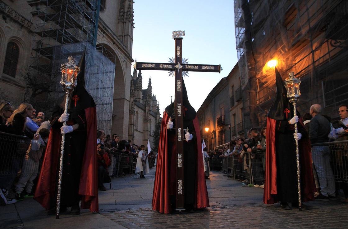 Las mejores imágenes de la Procesión del Viernes Santo