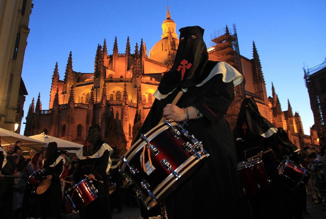 Las mejores imágenes de la Procesión del Viernes Santo