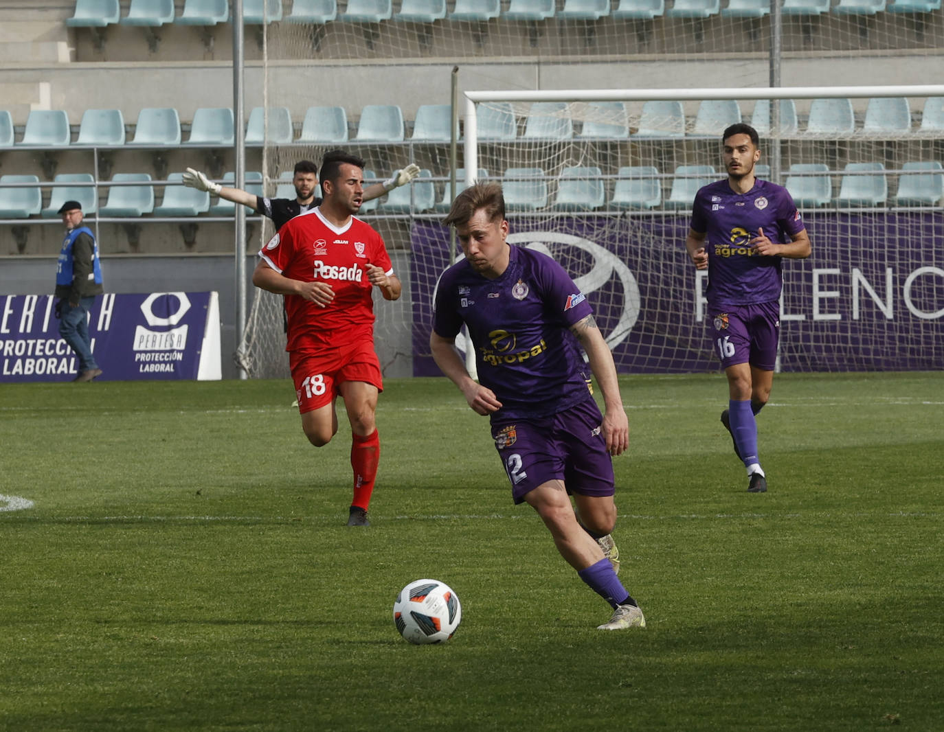 El Palencia Cristo, a un punto del &#039;play-off&#039; del descenso