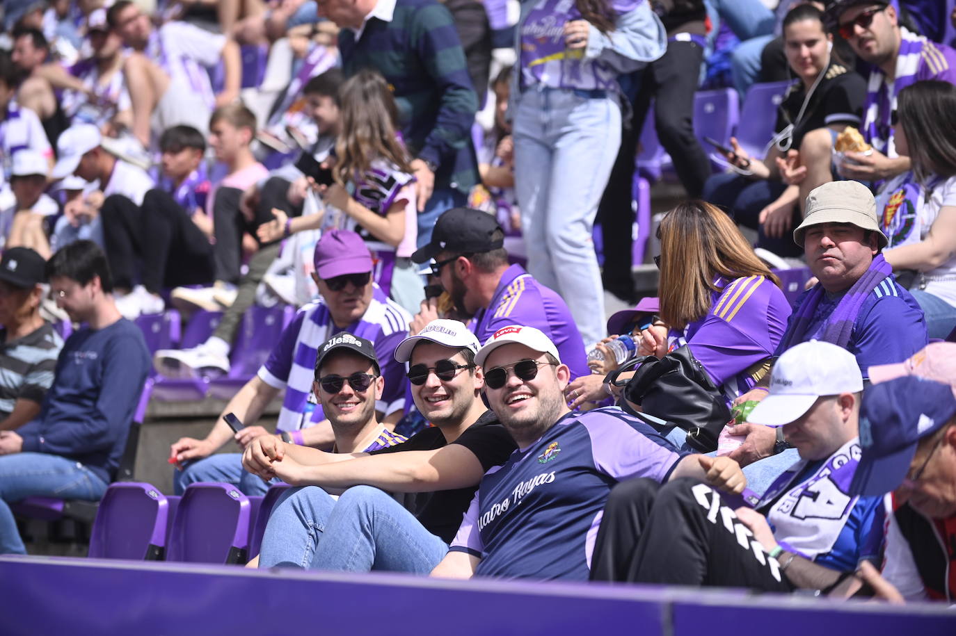 Búscate en la grada del Real Valladolid-Mallorca (1 de 4)