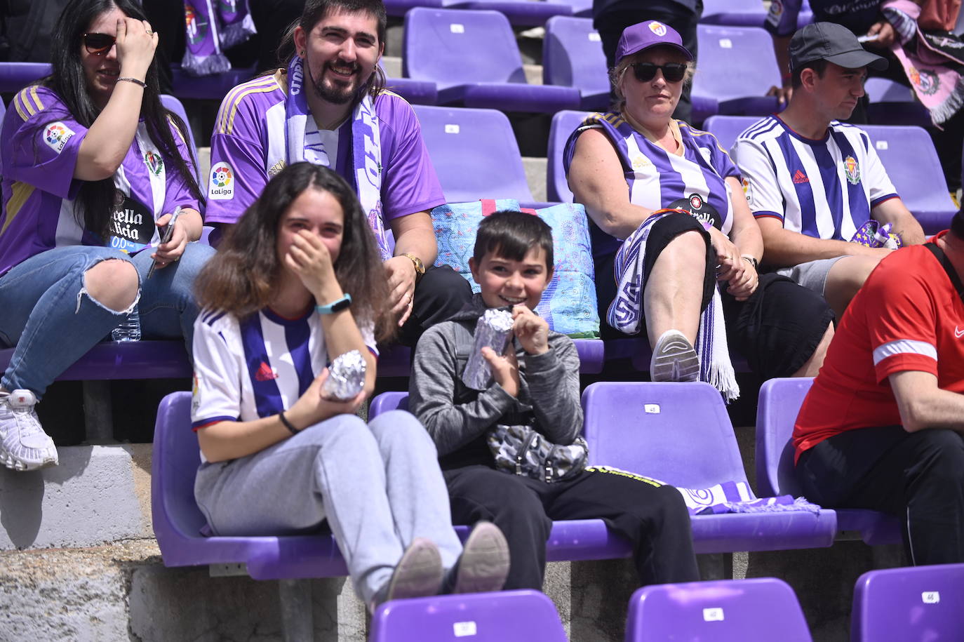 Búscate en la grada del Real Valladolid-Mallorca (3 de 4)