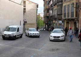 El eje entre el Azoguejo y la plaza de la Universidad.