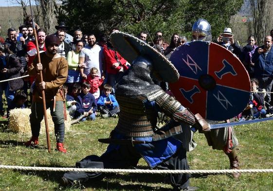 Uno de los combates del torneo celebrado este sábado en El Espinar dentro del programa de Hispania de los Vikingos.