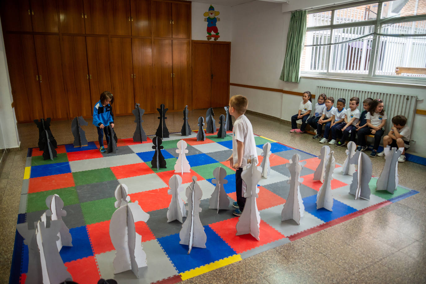 El colegio Divino Maestro es un tablero de ajedrez