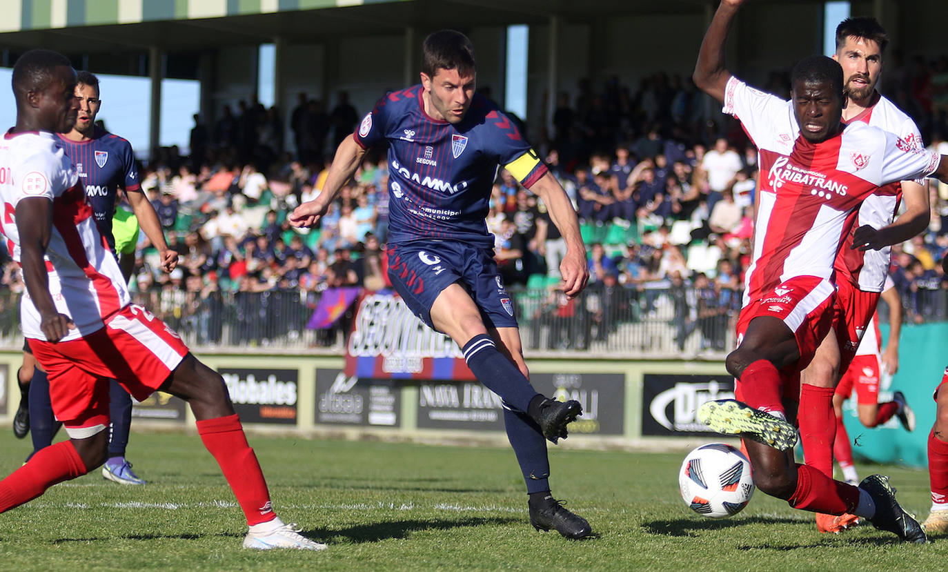 Dura derrota de la Gimnástica ante el Cacereño en La Albuera (1-5)