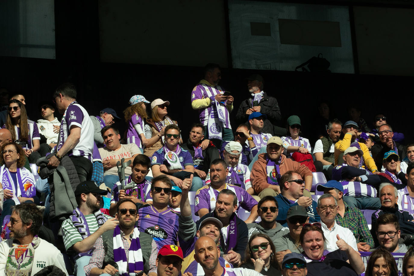 Búscate en la grada del José Zorrilla (3/6)