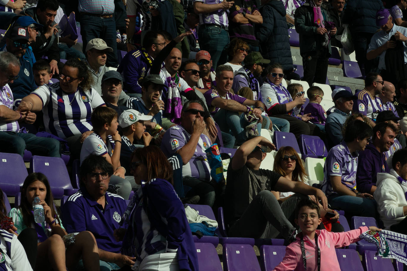 Búscate en la grada del José Zorrilla (3/6)