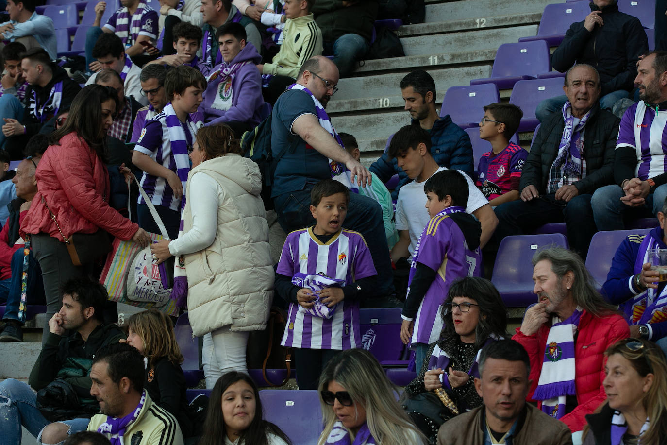 Búscate en la grada del José Zorrilla (4/6)