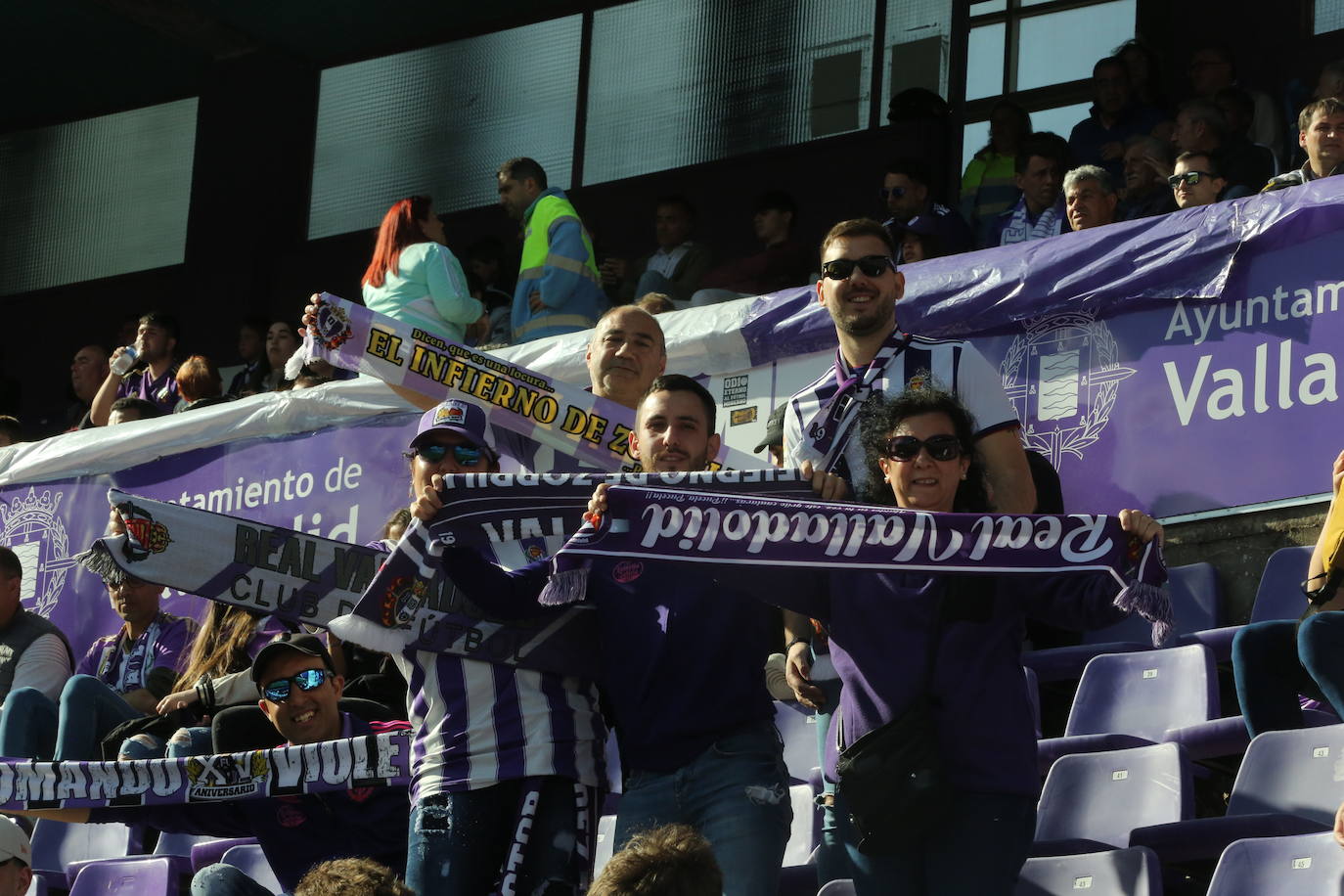 Búscate en la grada del José Zorrilla (1/6)