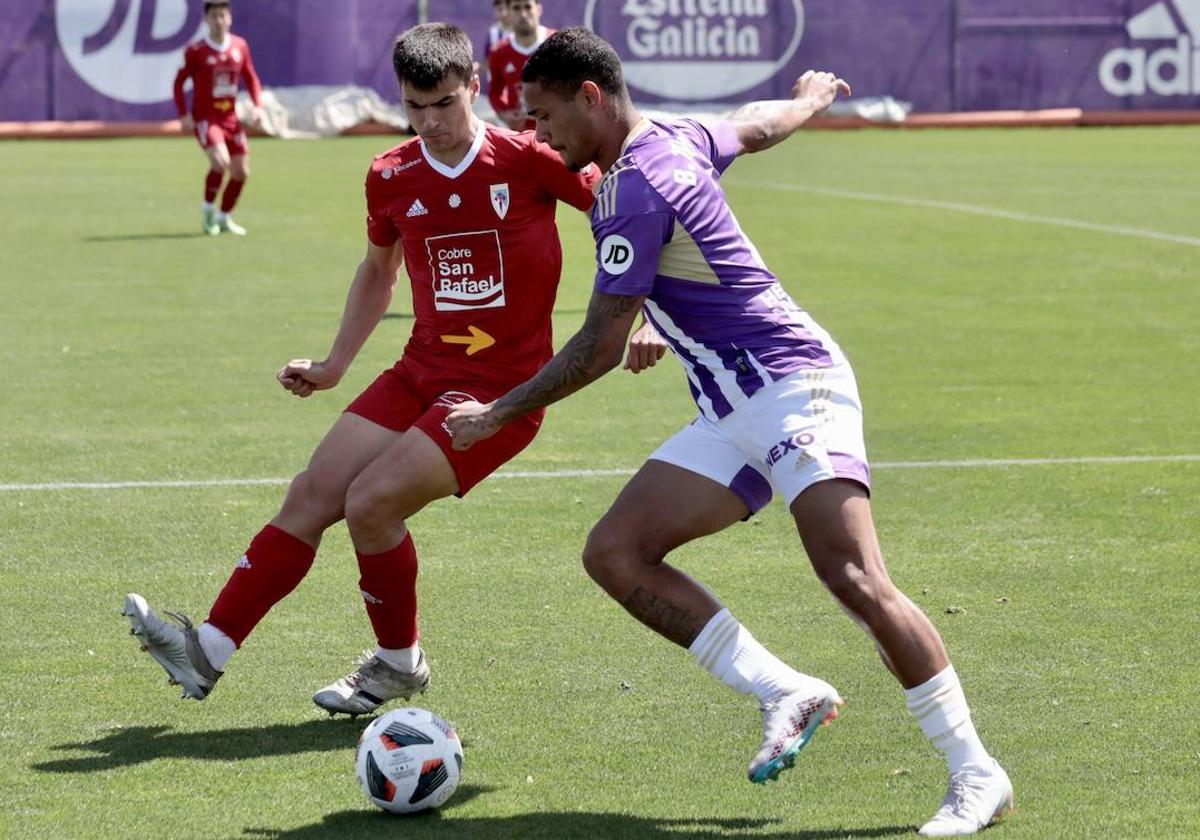 Real Valladolid Promesas 2-2 SD Compostela