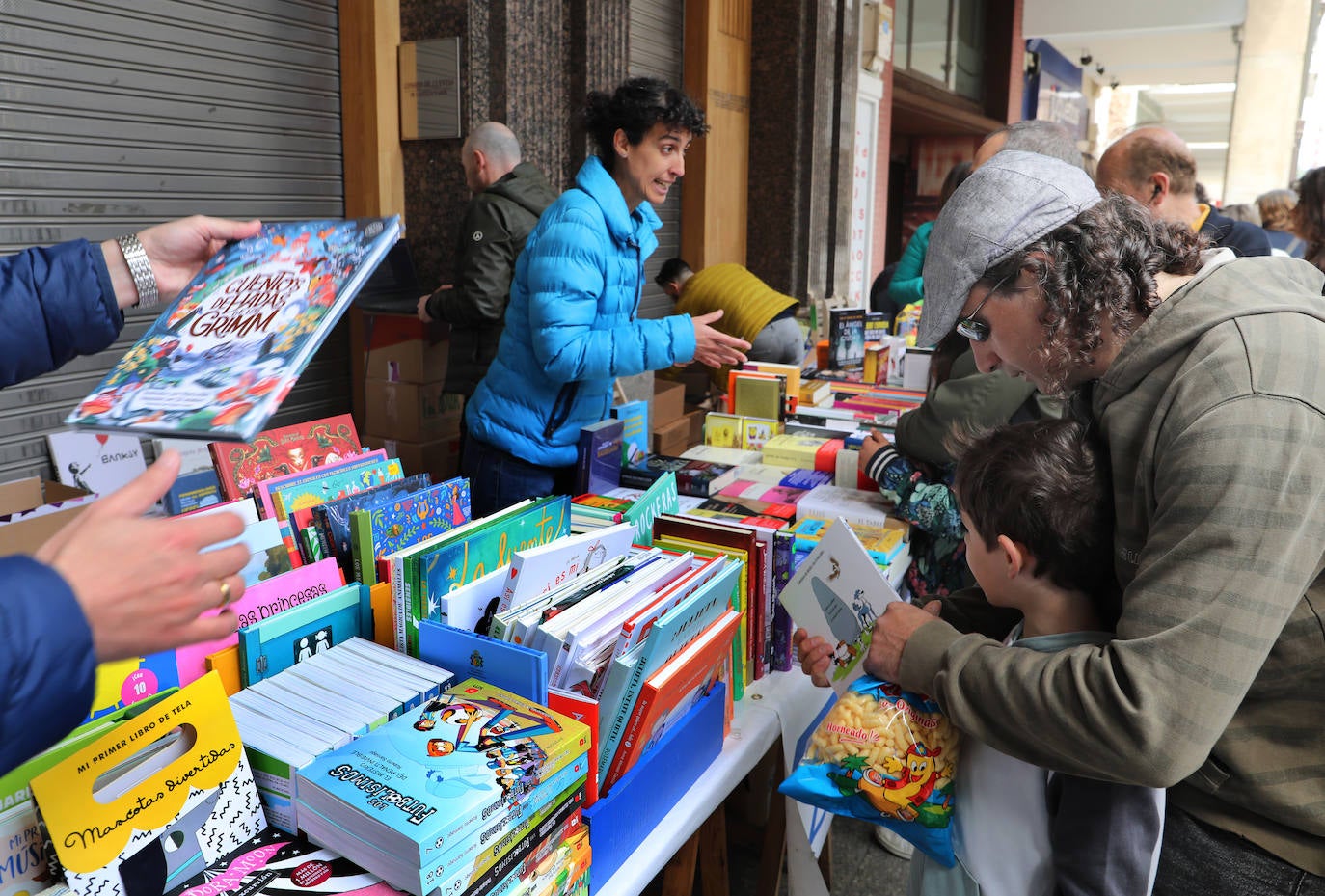 Éxito de público y de ventas en el Día del Libro