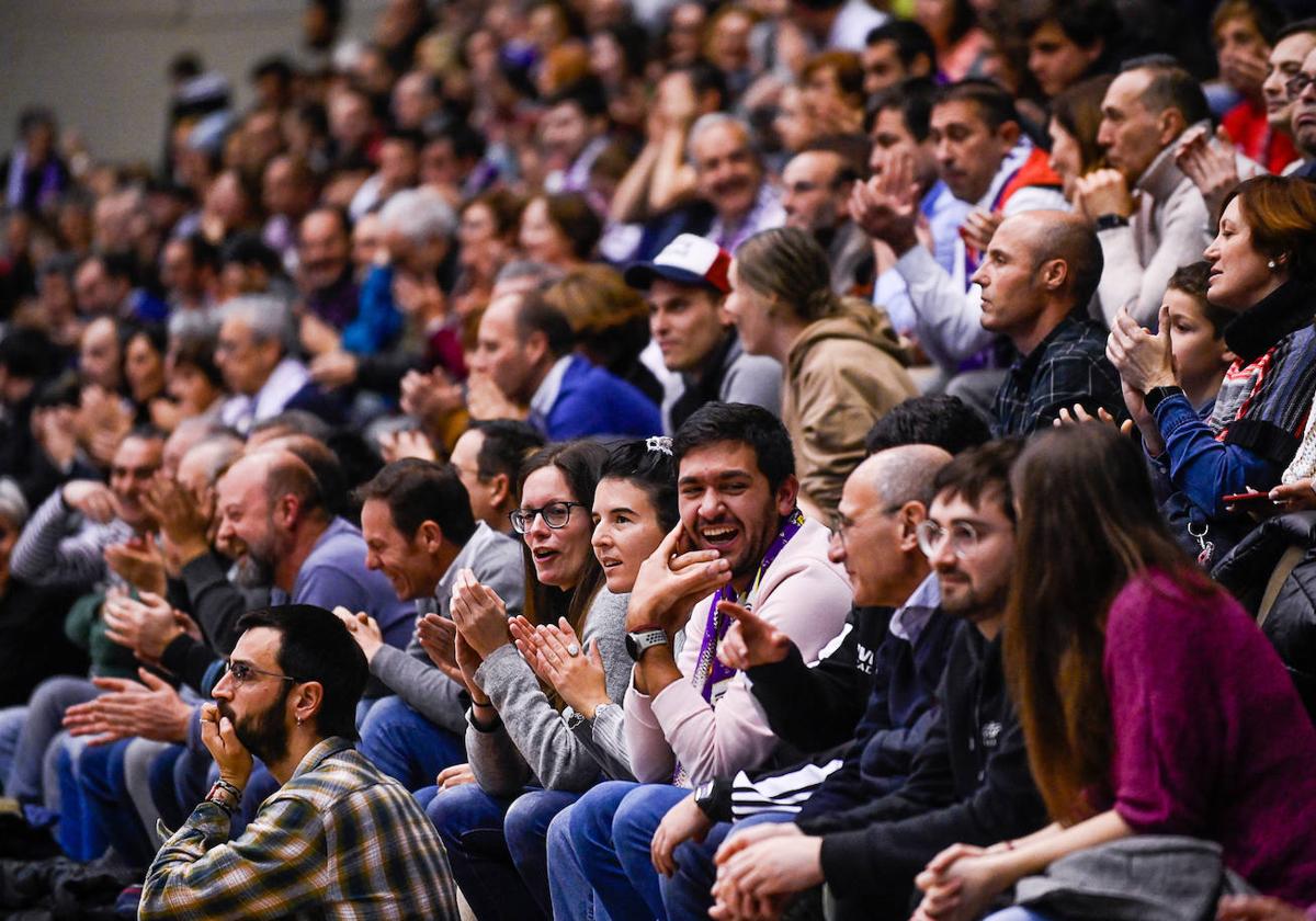 Panorámica de la grada de Pisuerga en un partido de esta campaña.