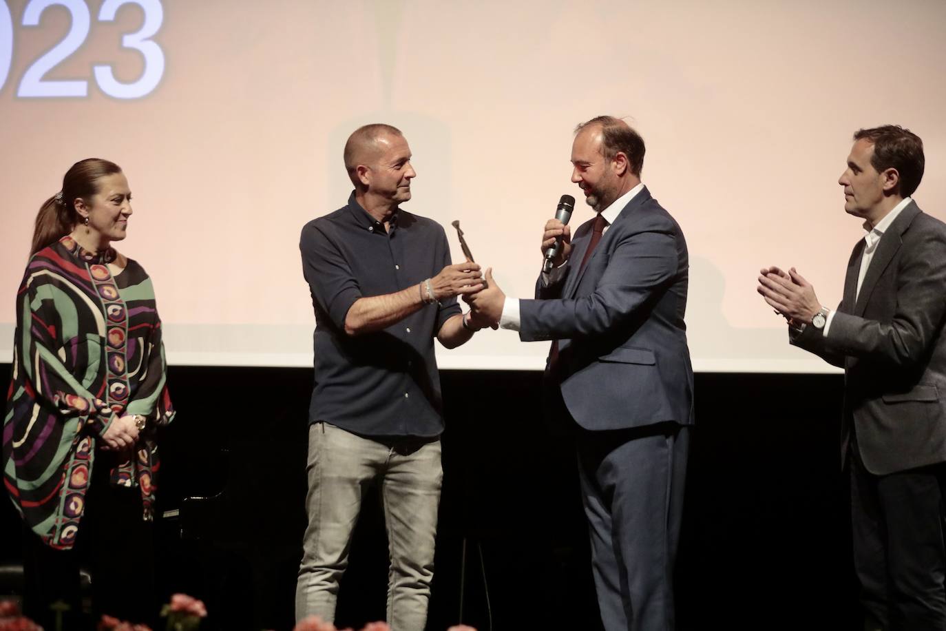 Manu Carreño recibe el premio Espárrago de Oro