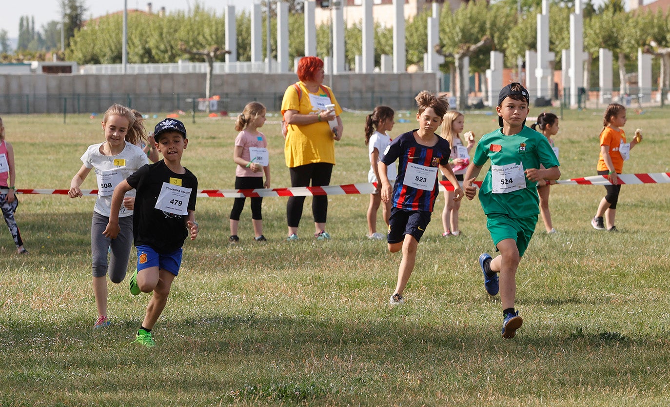 Zancadas solidarias por Siria en Villamuriel