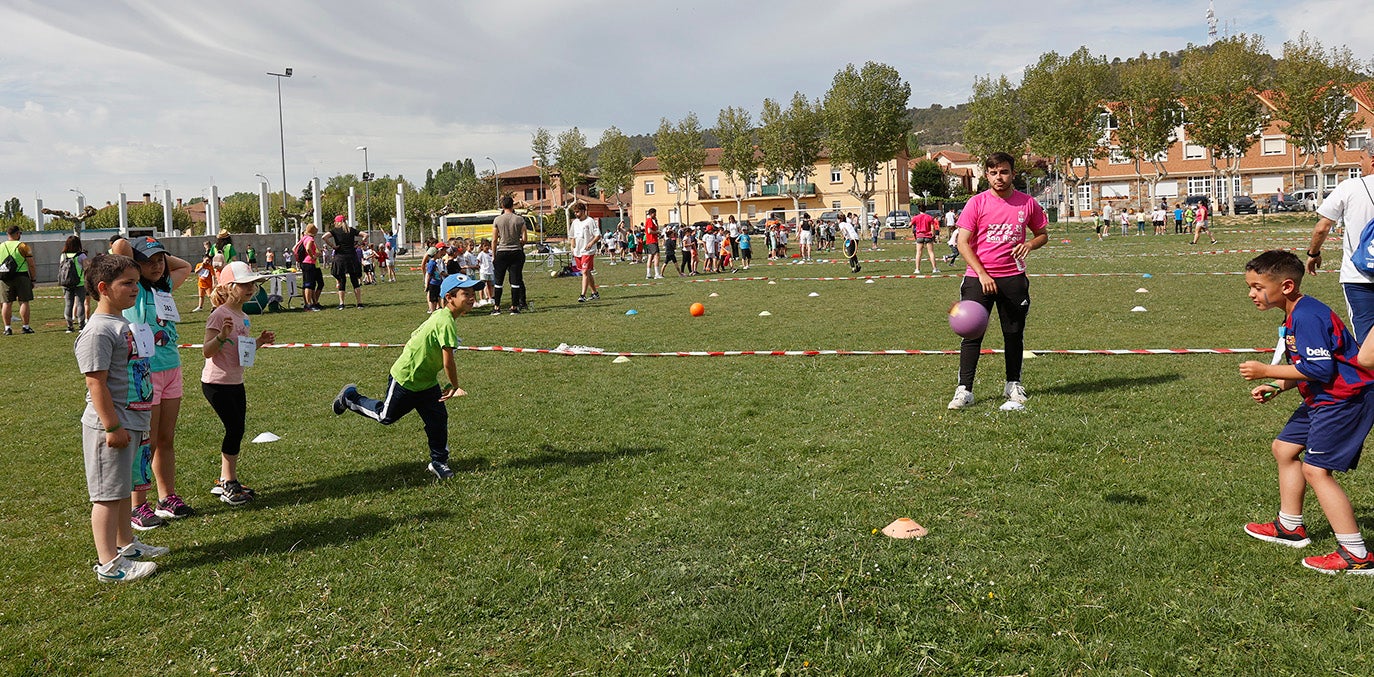 Zancadas solidarias por Siria en Villamuriel