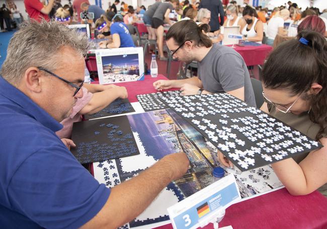 Participantes en la cita celebrada el año pasado en la cúpula del Milenio.