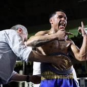 Velada de boxeo en el Polideportivo Huerta del Rey de Valladolid (2/2)