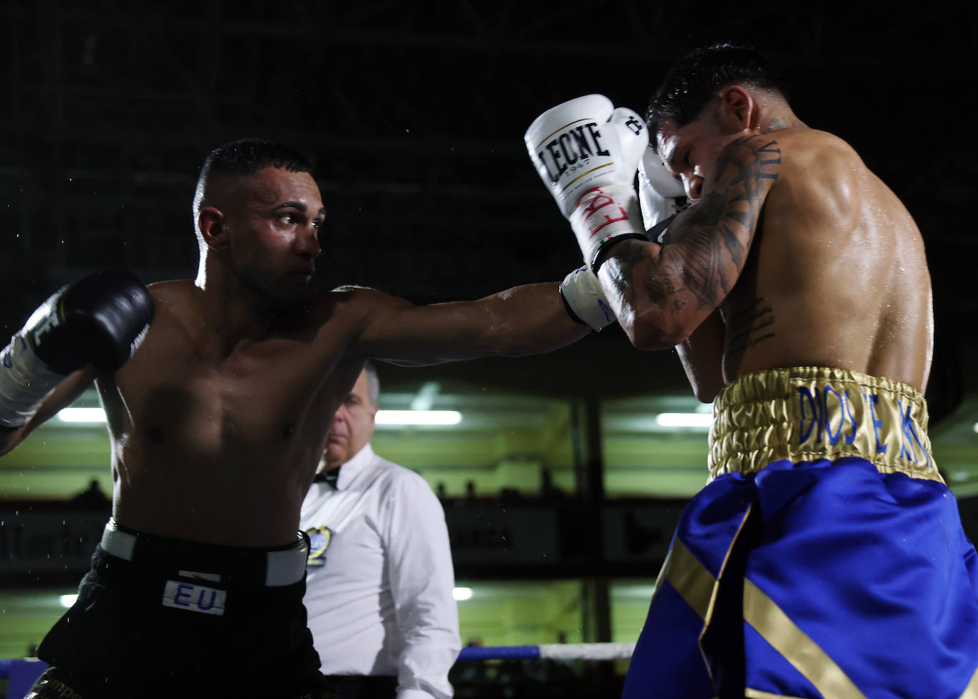 Velada de boxeo en el Polideportivo Huerta del Rey de Valladolid (2/2)