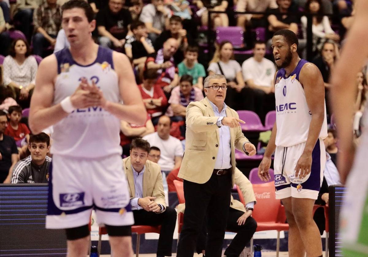 UEMC Real Valladolid Baloncesto 92 - 82 TAU Castelló