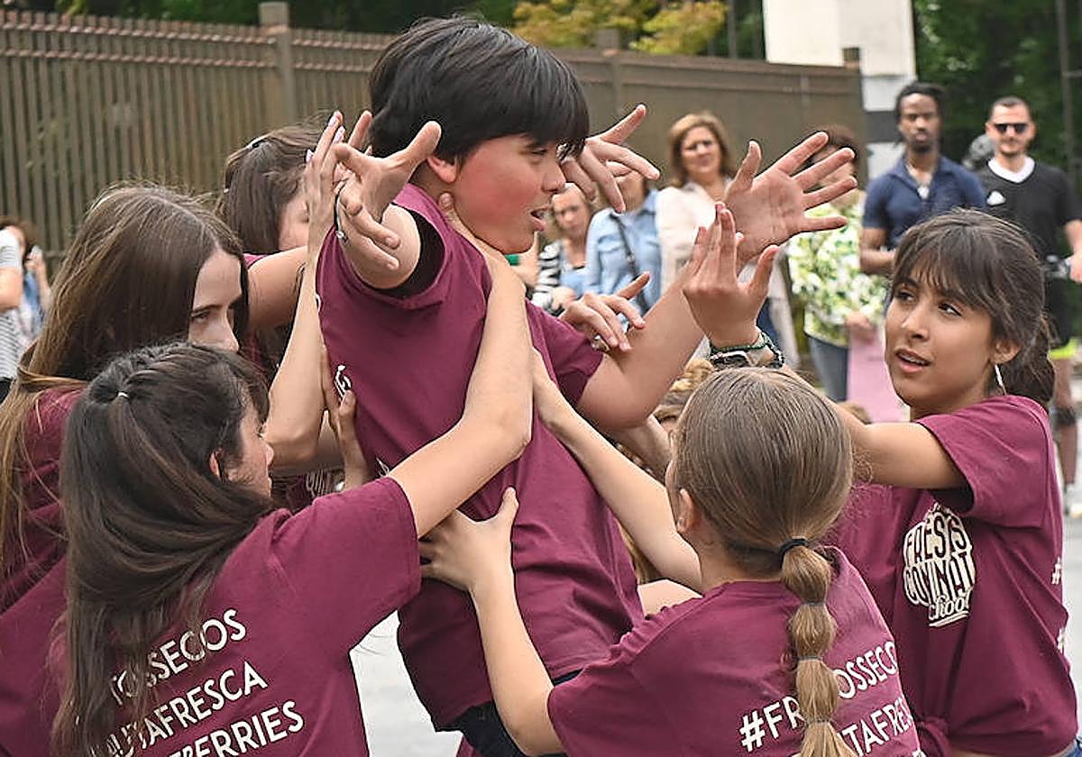 La Plaza de Portugalete de Valladolid celebra el Día Internacional de la Danza