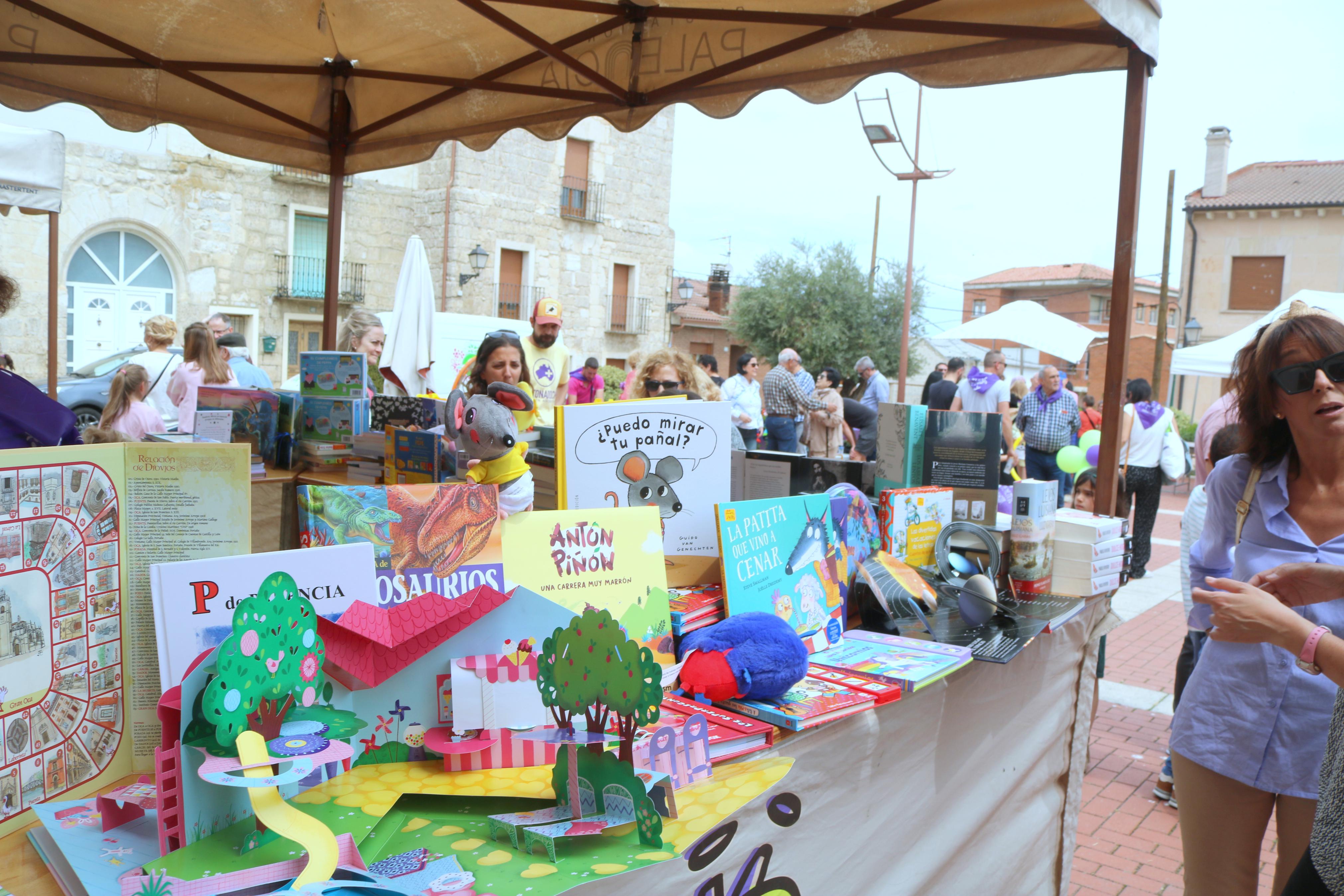 III Feria de &quot;Exaltación de las Lilas&quot; en Villaviudas