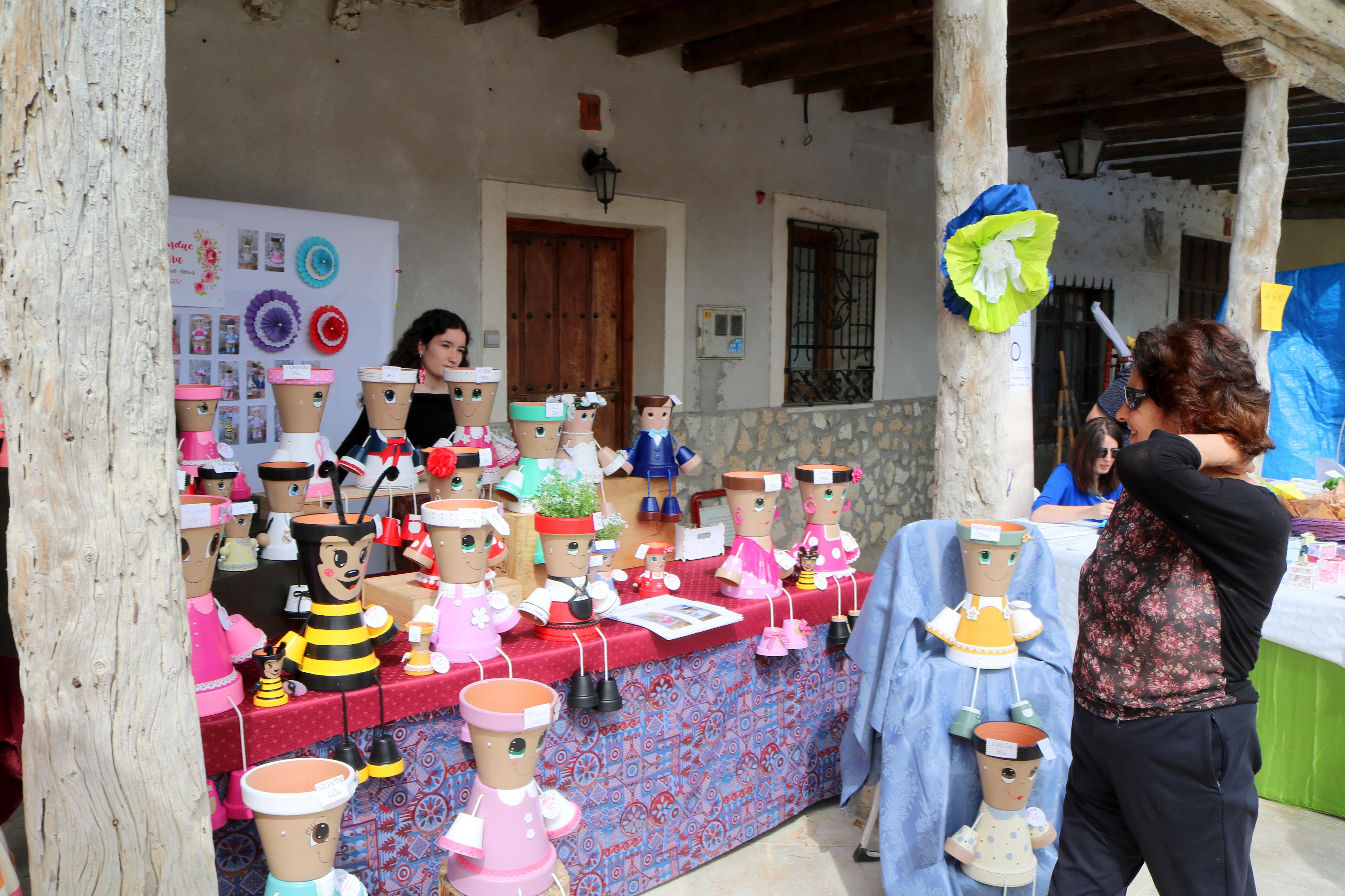 Ampudia celebra el XII Mercado Regional de la Flor