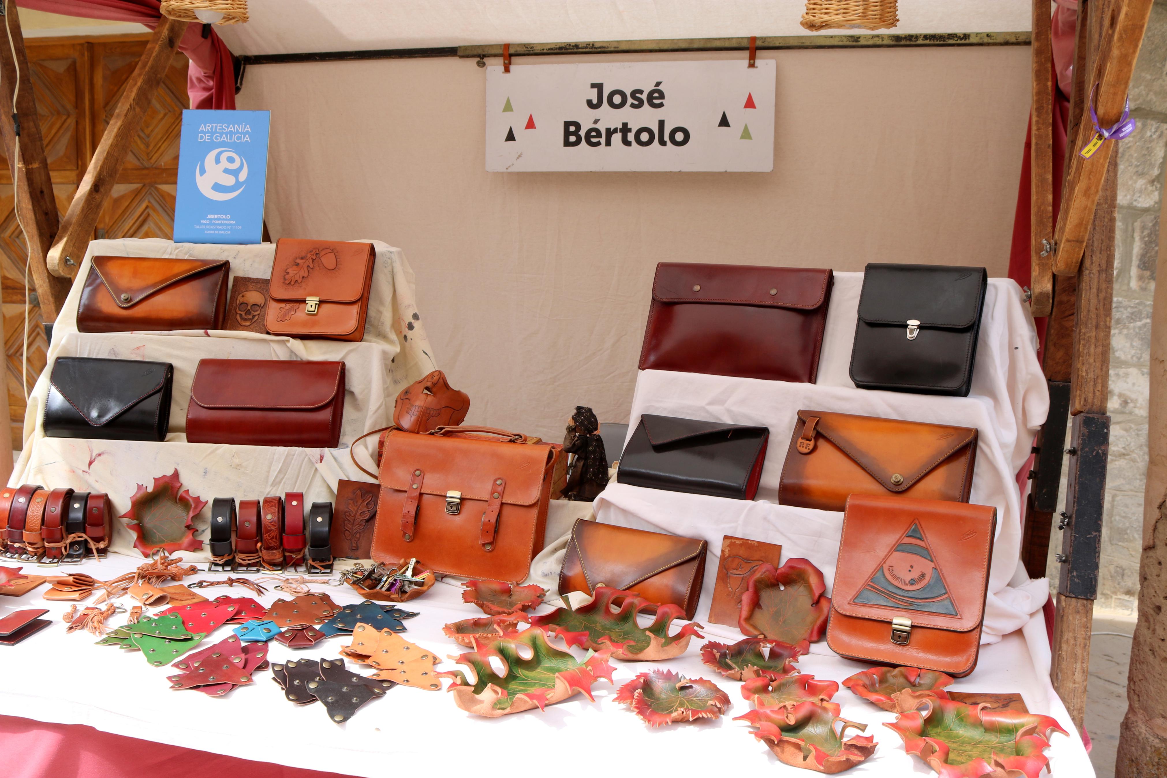 Ampudia celebra el XII Mercado Regional de la Flor