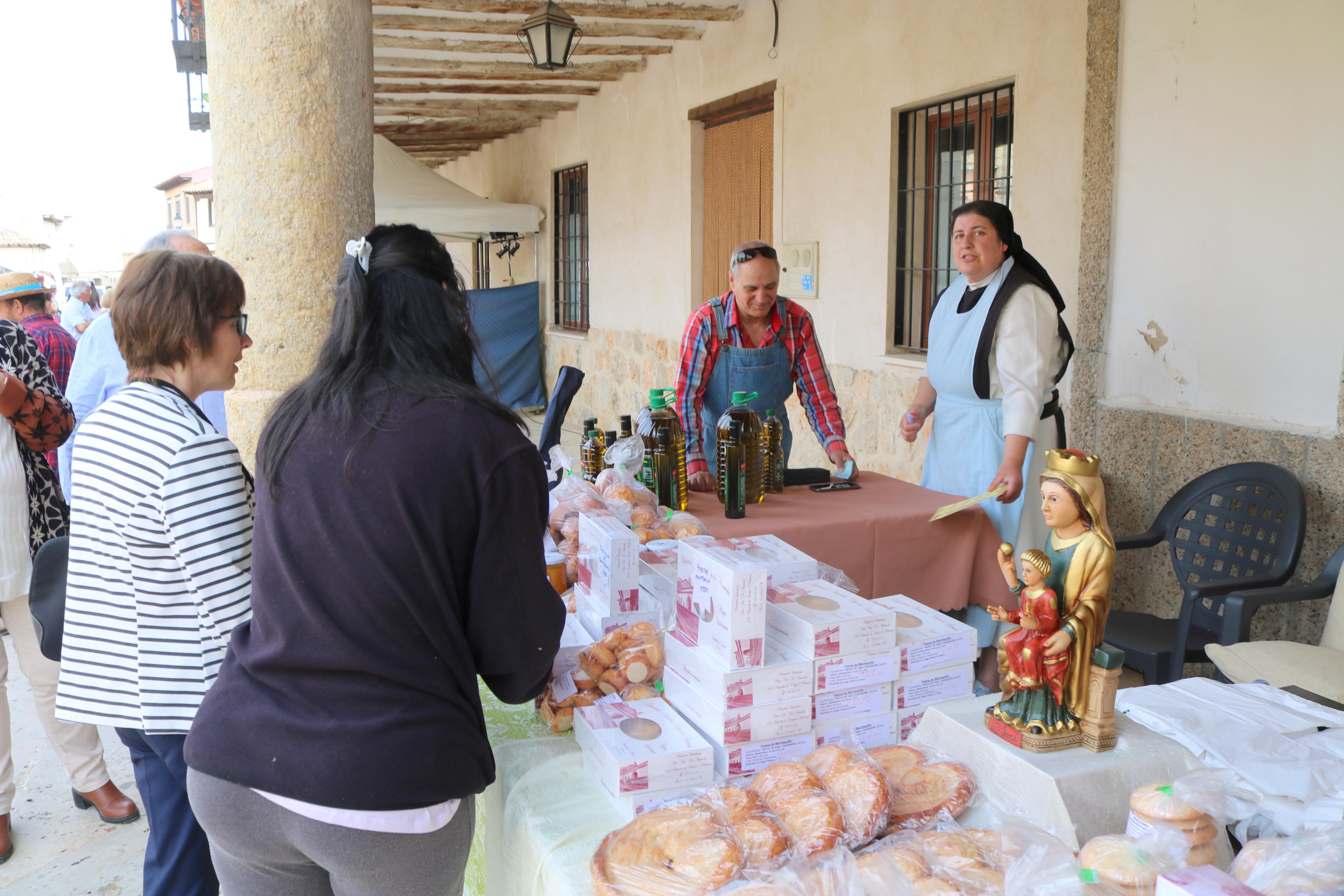 Ampudia celebra el XII Mercado Regional de la Flor